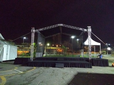 Locação de palco para eventos